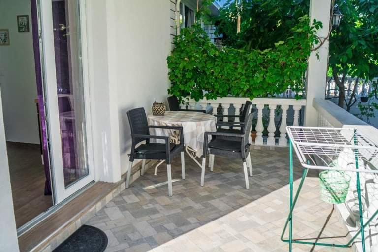 Apartmani Juricev Vodice Exteriér fotografie