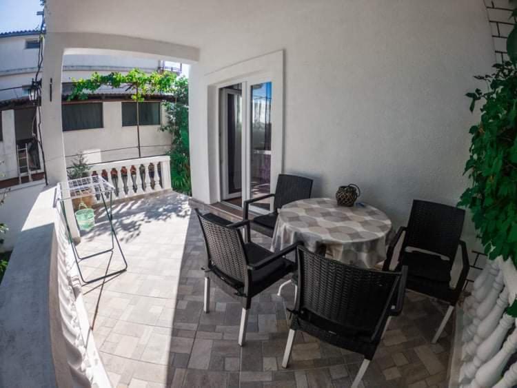 Apartmani Juricev Vodice Exteriér fotografie