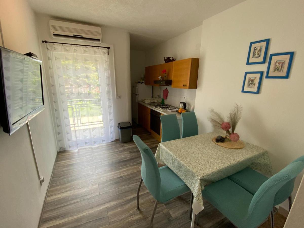 Apartmani Juricev Vodice Pokoj fotografie